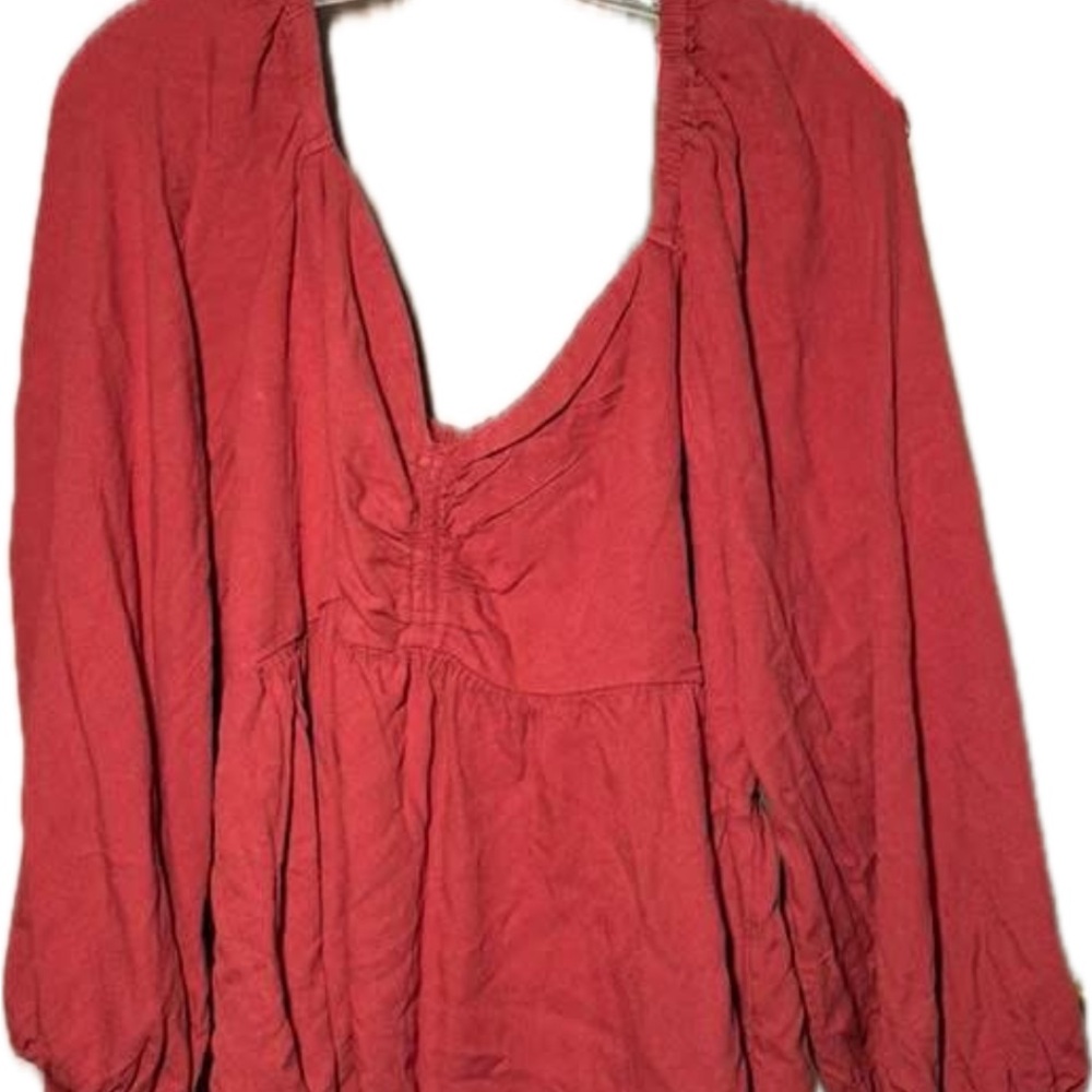 Old Navy Women's Blouse in Deep Red